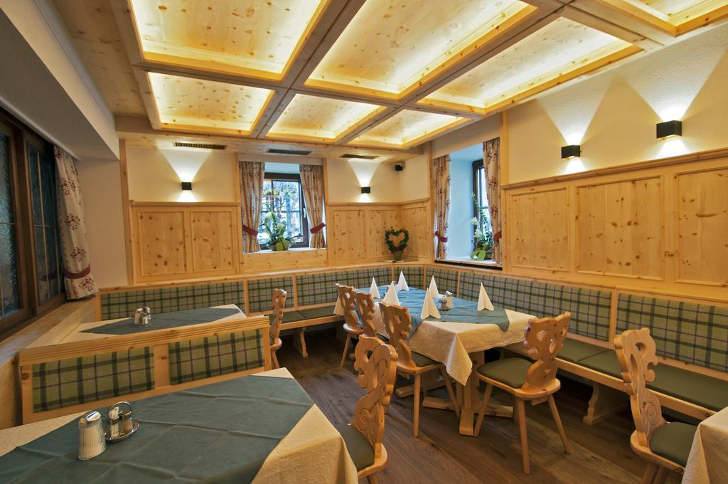 Triebenerhof Hotell Exteriör bild